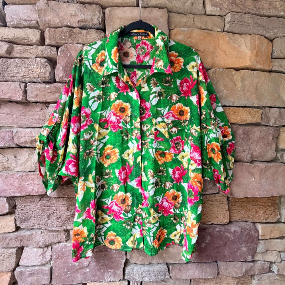 Rose & Olive Womens 3X Button Up Top Green Floral Roll Sleeve Tropical Vacation